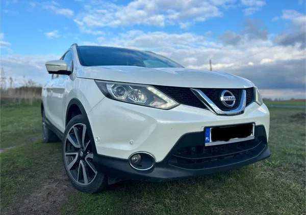 nissan Nissan Qashqai cena 46900 przebieg: 216500, rok produkcji 2014 z Barcin